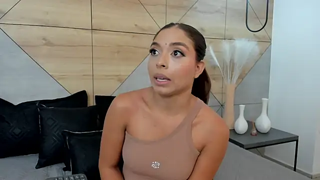 AnnyVega   online show from March 27, 2026, 12:16 am