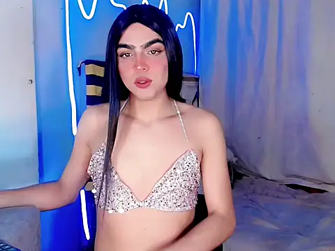 xyaraluv  online show from April 18, 2026, 5:11 am