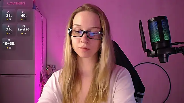 Snapshot of SatinSinner chatting on March 3, 2026, 2:56 pm SatinSinner online show from March 3, 2026, 2:56 pm