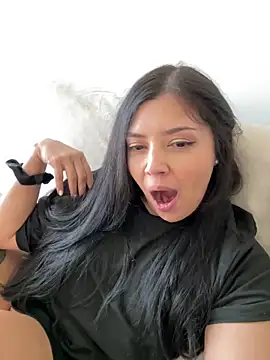 creamyoyster online show from March 25, 2026, 1:28 pm