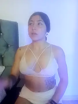 Snapshot of Little_Sweett chatting on February 26, 2026, 11:42 am Little Sweett online show from February 26, 2026, 11:42 am