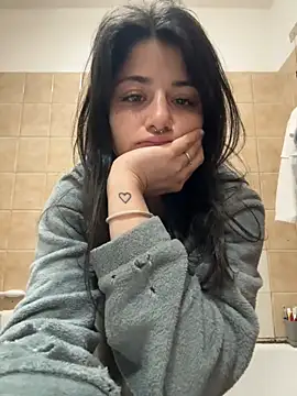 maryzoe05 online show from April 1, 2026, 3:29 am