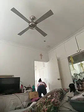 touchmybodybaby online show from March 5, 2026, 11:56 pm