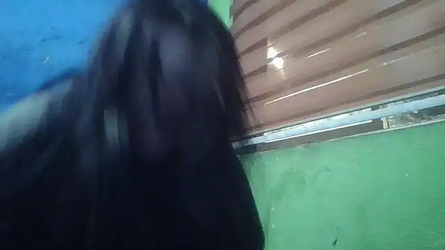 Soylilayblue online show from March 25, 2026, 6:41 am