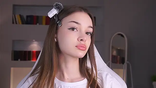 Snapshot of JodiAwyie chatting on February 28, 2026, 4:30 pm JodiAwyie online show from February 28, 2026, 4:30 pm