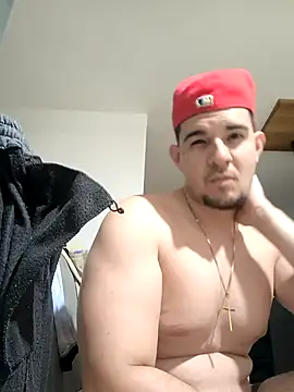 Snapshot of Jaramill07 chatting on February 23, 2026, 10:40 pm Jaramill07 online show from February 23, 2026, 10:40 pm