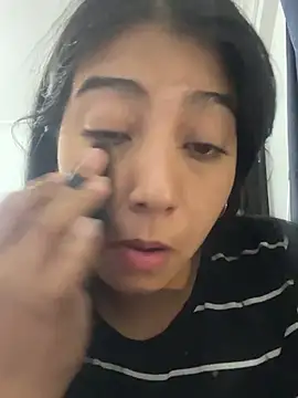 Sexy mia outdoors online show from April 19, 2026, 6:35 am