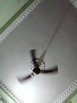 sassycouple2 online show from April 18, 2026, 7:58 pm