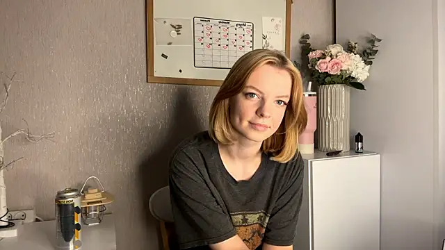 Snapshot of Marry_Sornatiko chatting on February 27, 2026, 6:08 pm Marry Sornatiko online show from February 27, 2026, 6:08 pm