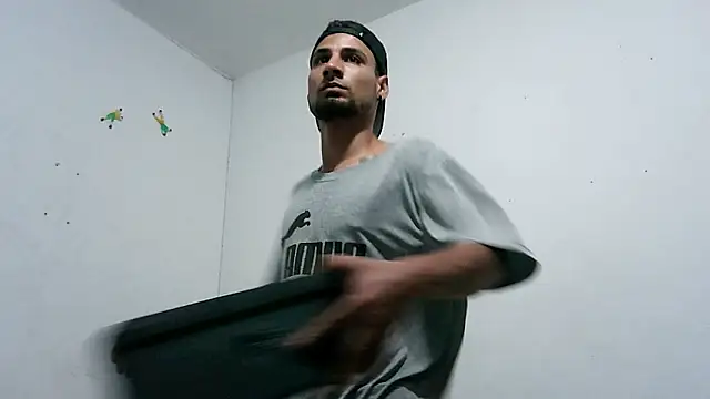 Couplesweethot online show from April 14, 2026, 7:53 pm