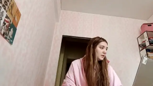 Snapshot of JanineThielman chatting on April 5, 2026, 4:42 am JanineThielman online show from April 5, 2026, 4:42 am