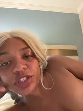 Snapshot of princessandthefootjob chatting on May 16, 2026, 6:43 am princessandthefootjob online show from May 16, 2026, 6:43 am