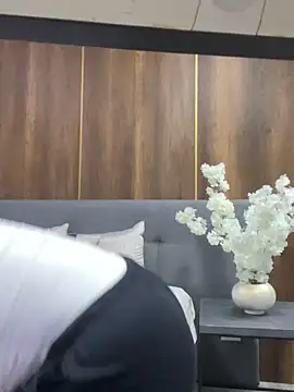 Snapshot of Tiffanyy_Lam chatting on February 24, 2026, 9:35 pm Tiffanyy Lam online show from February 24, 2026, 9:35 pm