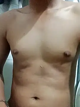 Snapshot of cuto2707 chatting on February 22, 2026, 9:57 pm cuto2707 online show from February 22, 2026, 9:57 pm