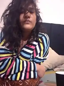 Snapshot of Majonoc chatting on February 25, 2026, 1:32 pm Majonoc online show from February 25, 2026, 1:32 pm