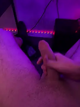 bigcockD2006 online show from March 3, 2026, 12:39 am