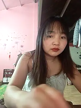 Snapshot of Myna5790 chatting on February 23, 2026, 10:29 pm Myna5790 online show from February 23, 2026, 10:29 pm