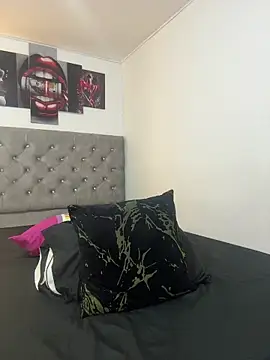 Pamela23x online show from April 13, 2026, 12:49 am