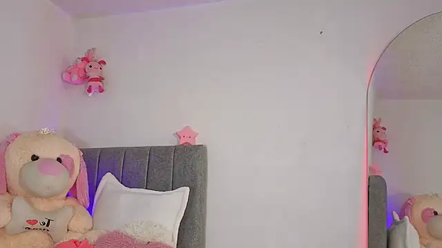  JAZMIINSTAR online show from March 10, 2026, 10:42 am