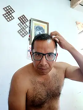 DIEGOLUIS2026 online show from April 28, 2026, 6:02 pm