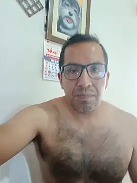 DIEGOLUIS2026 online show from June 11, 2026, 8:18 pm