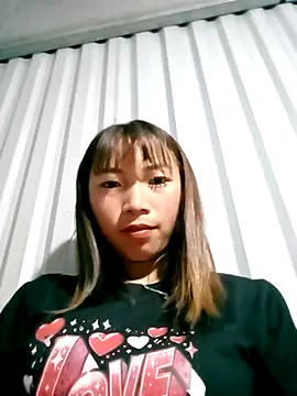 Snapshot of Xuka-xx chatting on March 1, 2026, 5:26 pm Xuka-xx online show from March 1, 2026, 5:26 pm