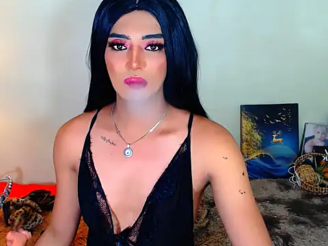 Queeny Cassandra online show from March 4, 2026, 4:07 am