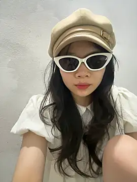 Nancyk6 online show from April 12, 2026, 4:12 pm