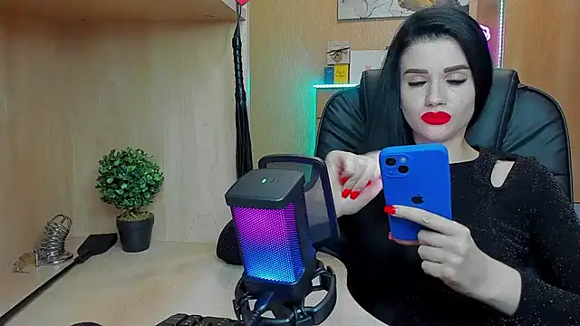 KristiTopxx online show from January 27, 2025, 6:20 pm