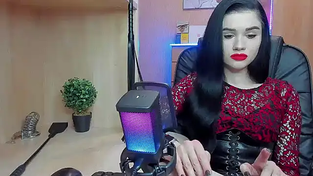 KristiTopxx online show from February 7, 2025, 7:38 pm