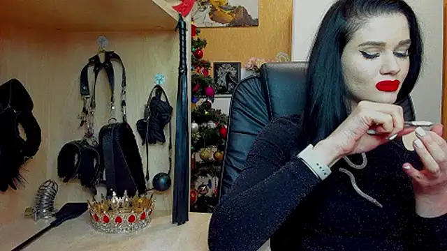 KristiTopxx online show from January 12, 2026, 8:47 pm