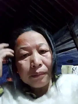 heesuu11 online show from March 9, 2026, 11:47 am