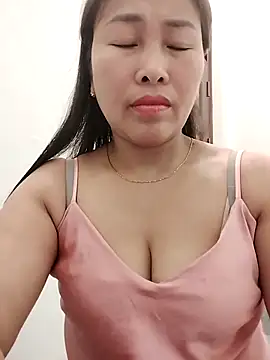 01 ANNA 01 online show from March 19, 2026, 6:17 am