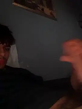 ilcazzone32 online show from March 21, 2026, 8:08 am