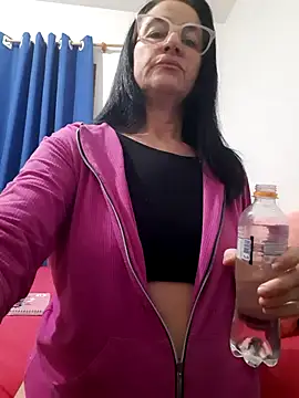 Snapshot of Camilegaucha chatting on June 25, 2026, 11:20 pm Camilegaucha online show from June 25, 2026, 11:20 pm