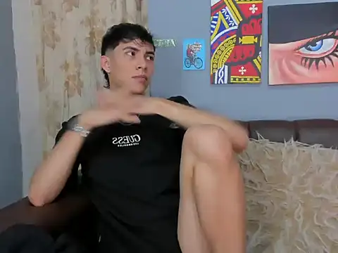 Snapshot of AronTawers chatting on February 26, 2026, 9:47 pm AronTawers online show from February 26, 2026, 9:47 pm