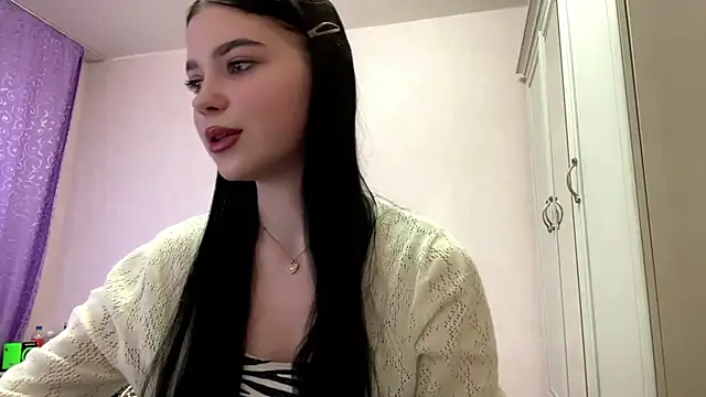 Snapshot of EvonHirth chatting on February 24, 2026, 3:10 pm EvonHirth online show from February 24, 2026, 3:10 pm