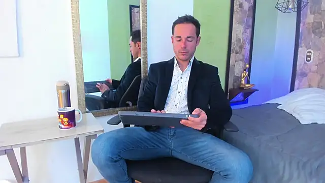 Adams Sanz online show from May 15, 2026, 7:21 pm