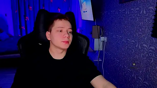 Snapshot of Karl_Night_ chatting on March 1, 2026, 4:31 pm Karl Night online show from March 1, 2026, 4:31 pm