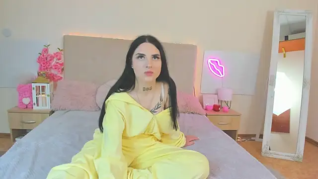 Snapshot of TiffanyHhot chatting on April 1, 2026, 1:41 pm TiffanyHhot online show from April 1, 2026, 1:41 pm