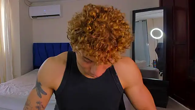 Snapshot of adam_smiith1 chatting on March 2, 2026, 1:40 pm adam smiith1 online show from March 2, 2026, 1:40 pm