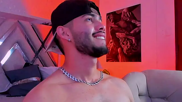 Vincentblack online show from April 11, 2026, 4:28 am