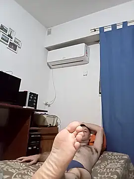 Snapshot of EcodeViento chatting on February 25, 2026, 5:06 am EcodeViento online show from February 25, 2026, 5:06 am