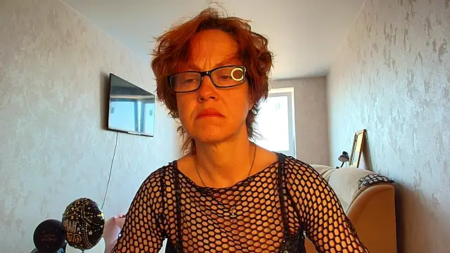 Snapshot of LioraWeiss chatting on May 21, 2026, 7:59 am LioraWeiss online show from May 21, 2026, 7:59 am