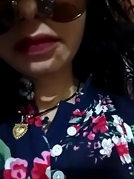 Snapshot of Rashmika_Mandana chatting on May 8, 2026, 11:54 pm Rashmika Mandana online show from May 8, 2026, 11:54 pm