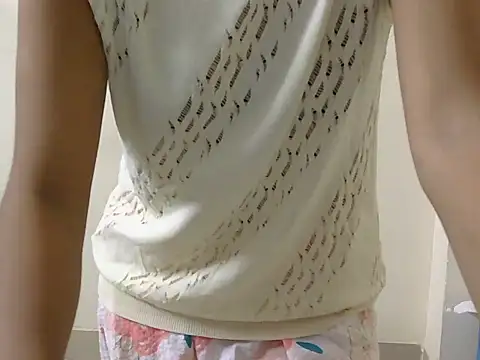 Snapshot of cute_yashi chatting on June 23, 2026, 4:27 pm cute yashi online show from June 23, 2026, 4:27 pm