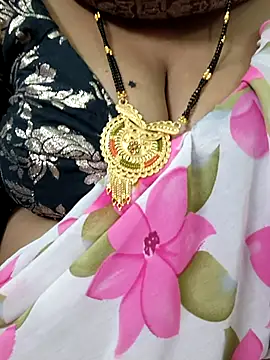 Sofiaa 09 online show from March 1, 2026, 5:15 pm