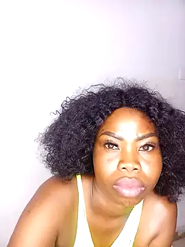 Snapshot of Trinity501 chatting on February 25, 2026, 4:38 pm Trinity501 online show from February 25, 2026, 4:38 pm