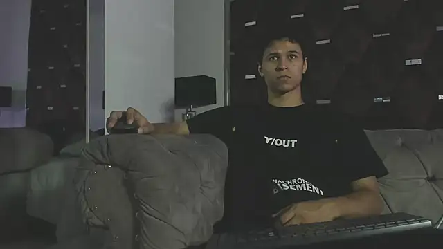 Snapshot of TonyBenedetti chatting on July 13, 2026, 8:33 pm TonyBenedetti online show from July 13, 2026, 8:33 pm