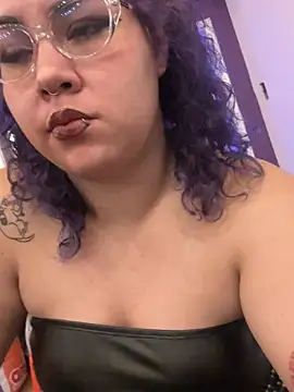 Snapshot of lilith_velvet_ chatting on May 14, 2026, 4:19 am lilith velvet online show from May 14, 2026, 4:19 am